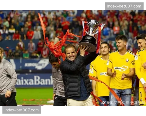 纪念“萨达尔事件”一周年,西甲赛场举行反种族主义活动 纪念“萨达尔事件”一周年,西甲赛场举行反种族主义活动